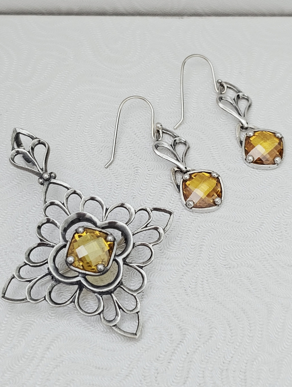 Silpada Sterling Silver Citrine Parisian Style Pin/Pendant & Matching Earrings